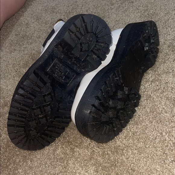 White Dr Martens Chelsea Platform Boots - Picture 6 of 12